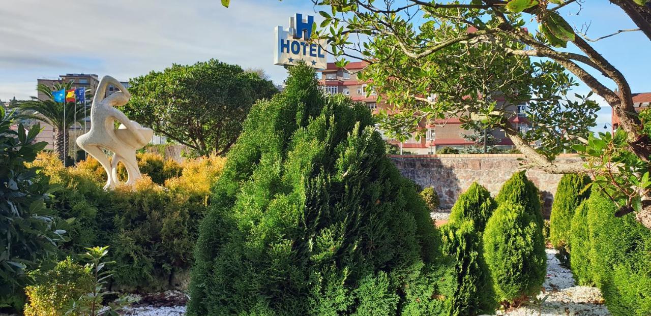 Hotel Castillo De Gauzon Salinas  Exteriör bild